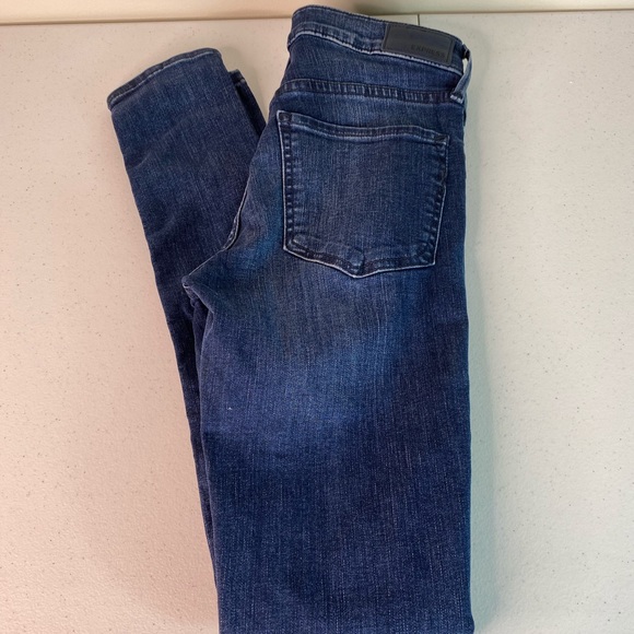 Express Mid Rise Dark Wash Legging Jean - Picture 8 of 8